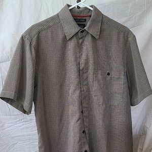 Haggar size medium collared button-up
